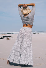 Load image into Gallery viewer, Flow Pants: Garden Mist