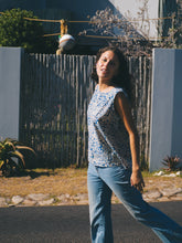 Load image into Gallery viewer, Box Top: Dessert Sea