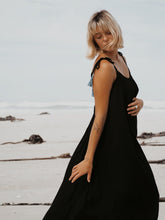 Load image into Gallery viewer, Roma