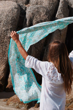 Load image into Gallery viewer, Lungi: Sandy Toes