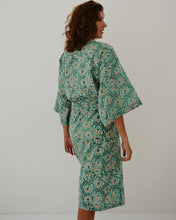 Load image into Gallery viewer, Kimono: Field of Daisies