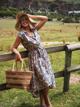 Load image into Gallery viewer, Swing Collar Dress