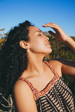 Load image into Gallery viewer, Square Neck Top: Dark