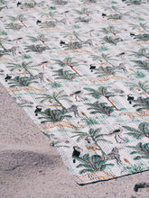 Load image into Gallery viewer, Gudri Throw: Africa