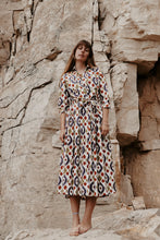 Load image into Gallery viewer, Four Pocket Dress