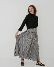 Load image into Gallery viewer, Madonna Pants: Midnight