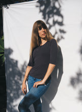 Load image into Gallery viewer, Staple: 3/4 Top