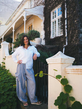 Load image into Gallery viewer, Lady in Linen