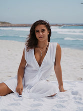 Load image into Gallery viewer, Beachy Cover Up