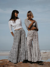 Load image into Gallery viewer, Flow Pants: Groove Girl