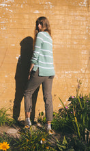 Load image into Gallery viewer, Two Pocket Knit: Green