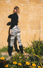 Load image into Gallery viewer, Funky Jogger