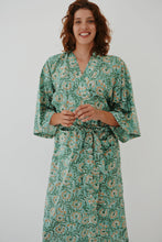 Load image into Gallery viewer, Kimono: Field of Daisies