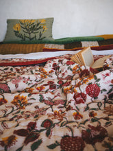 Load image into Gallery viewer, Quilt: Summer in Rome