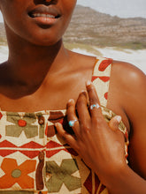 Load image into Gallery viewer, Arty Vest: Uno