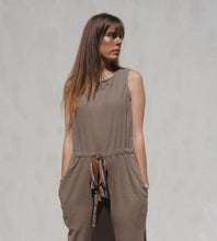 Load image into Gallery viewer, Simple and Sassy: Jumpsuit