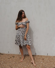 Load image into Gallery viewer, Old Italy Dress