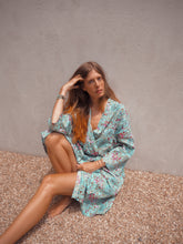 Load image into Gallery viewer, Lounge in me: Aqua