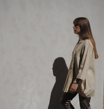 Load image into Gallery viewer, Butterfly Blazer