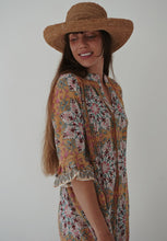 Load image into Gallery viewer, Seville: Noon
