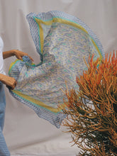Load image into Gallery viewer, Silk Scarf: la Ocean
