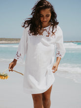 Load image into Gallery viewer, Special Edition: Daisy Fields
