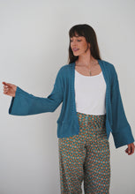 Load image into Gallery viewer, Spring Knit: Beach Time
