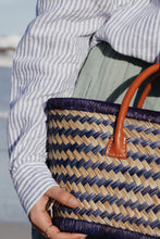 Load image into Gallery viewer, Straw Basket

