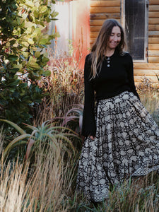 Daisy Knit: Midnight