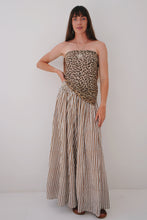 Load image into Gallery viewer, Silk Scarf: Leopard Print
