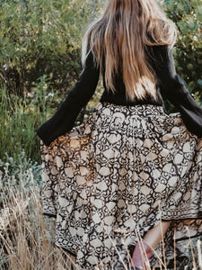 Full Swing Skirt: Black and Stone