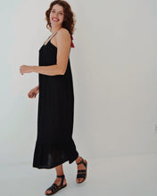 Load image into Gallery viewer, Roma: Ruby
