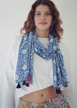 Load image into Gallery viewer, Summer Scarf: Blue Daisy
