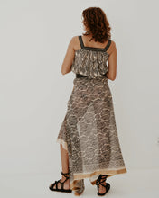 Load image into Gallery viewer, Square Neck Top: Zuri
