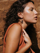 Load image into Gallery viewer, Sterling Silver Labradorite Earring
