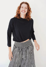 Load image into Gallery viewer, Crisp Summer Top
