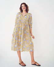 Load image into Gallery viewer, Iris Dress
