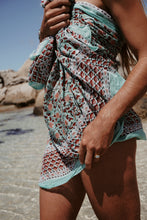 Load image into Gallery viewer, Lungi: Opulent Garden
