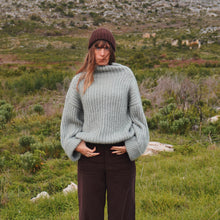 Load image into Gallery viewer, Merino Beanie: Chocolate
