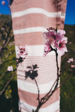 Load image into Gallery viewer, Kikoi: Dusty Rose
