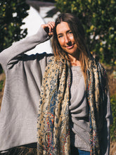 Load image into Gallery viewer, Cross Knit: Cream
