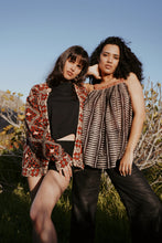 Load image into Gallery viewer, Square Neck Top: Dark
