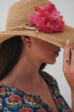 Load image into Gallery viewer, Sterling Silver Iolite Earring
