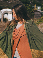 Load image into Gallery viewer, Scarf So Soft: Green

