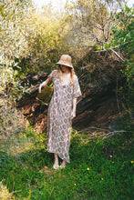 Load image into Gallery viewer, Kaftan: Summer Love
