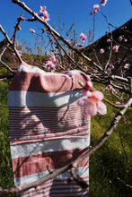 Load image into Gallery viewer, Kikoi: Dusty Rose
