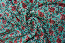 Load image into Gallery viewer, Quilt: Rich Tropics
