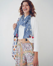 Load image into Gallery viewer, Summer Scarf: Blue Daisy
