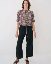 Load image into Gallery viewer, Lucky Linen Pants
