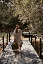Load image into Gallery viewer, Crochet Mada Hat
